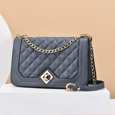  Fashionable shoulder bag HB46210